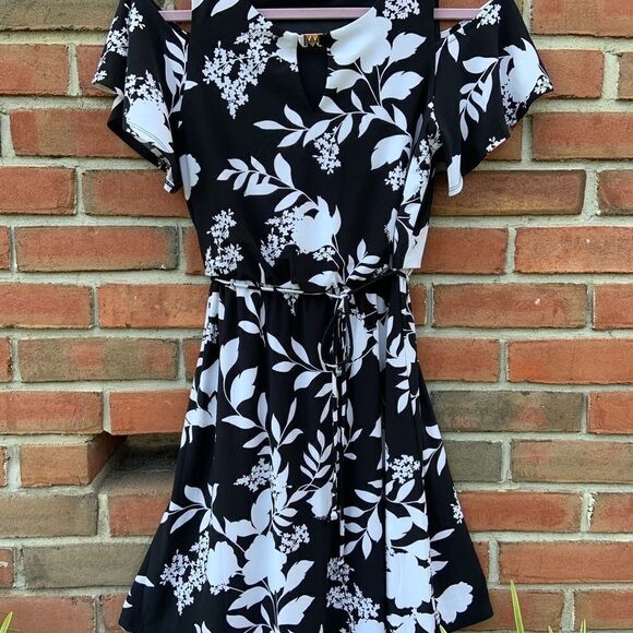 Roz & Ali Cold Shoulder Floral Dress Petite Small - Picture 1 of 6